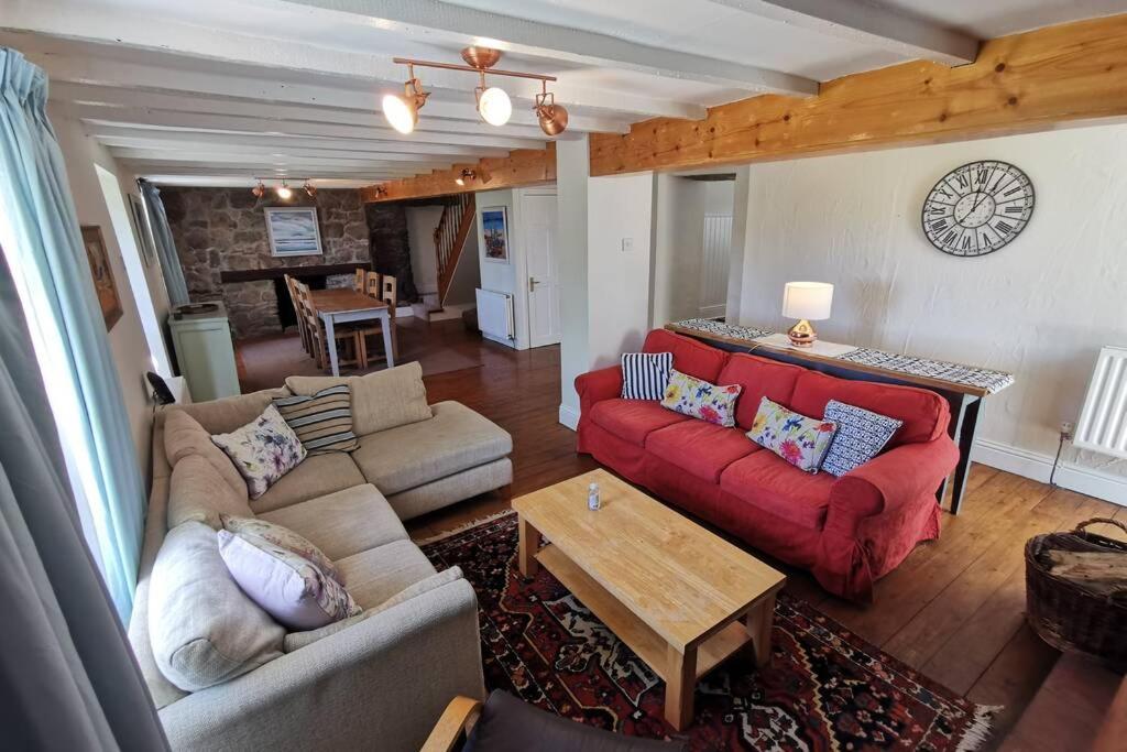 Villa Cosy, Coastal Retreat With A Large Garden Monreith Esterno foto